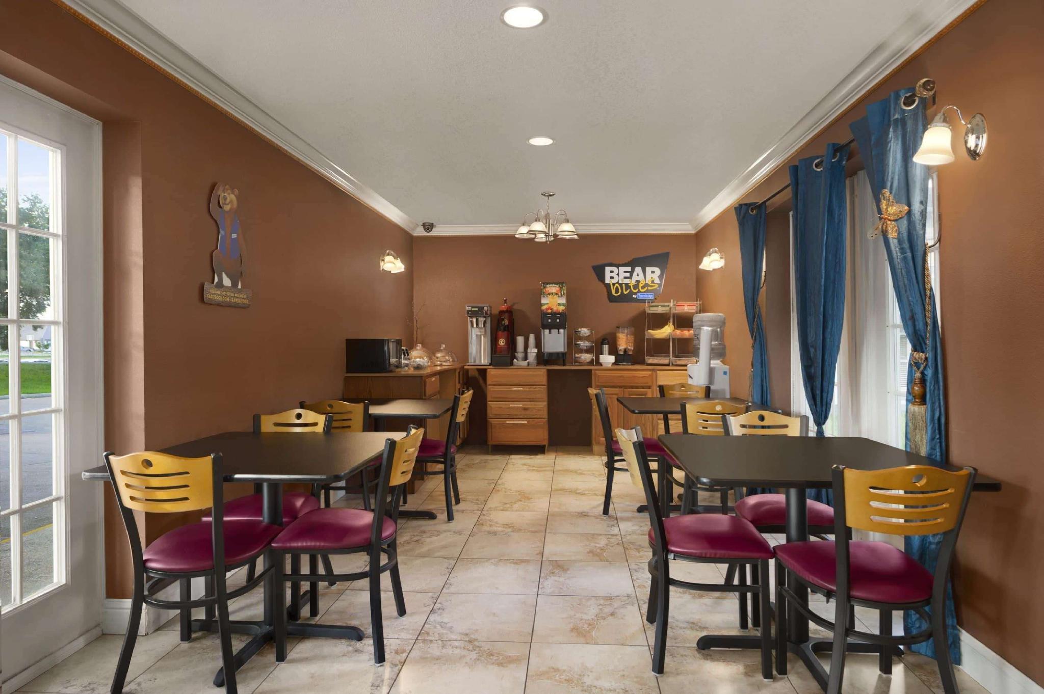 Quality Inn Ocean Springs Extérieur photo