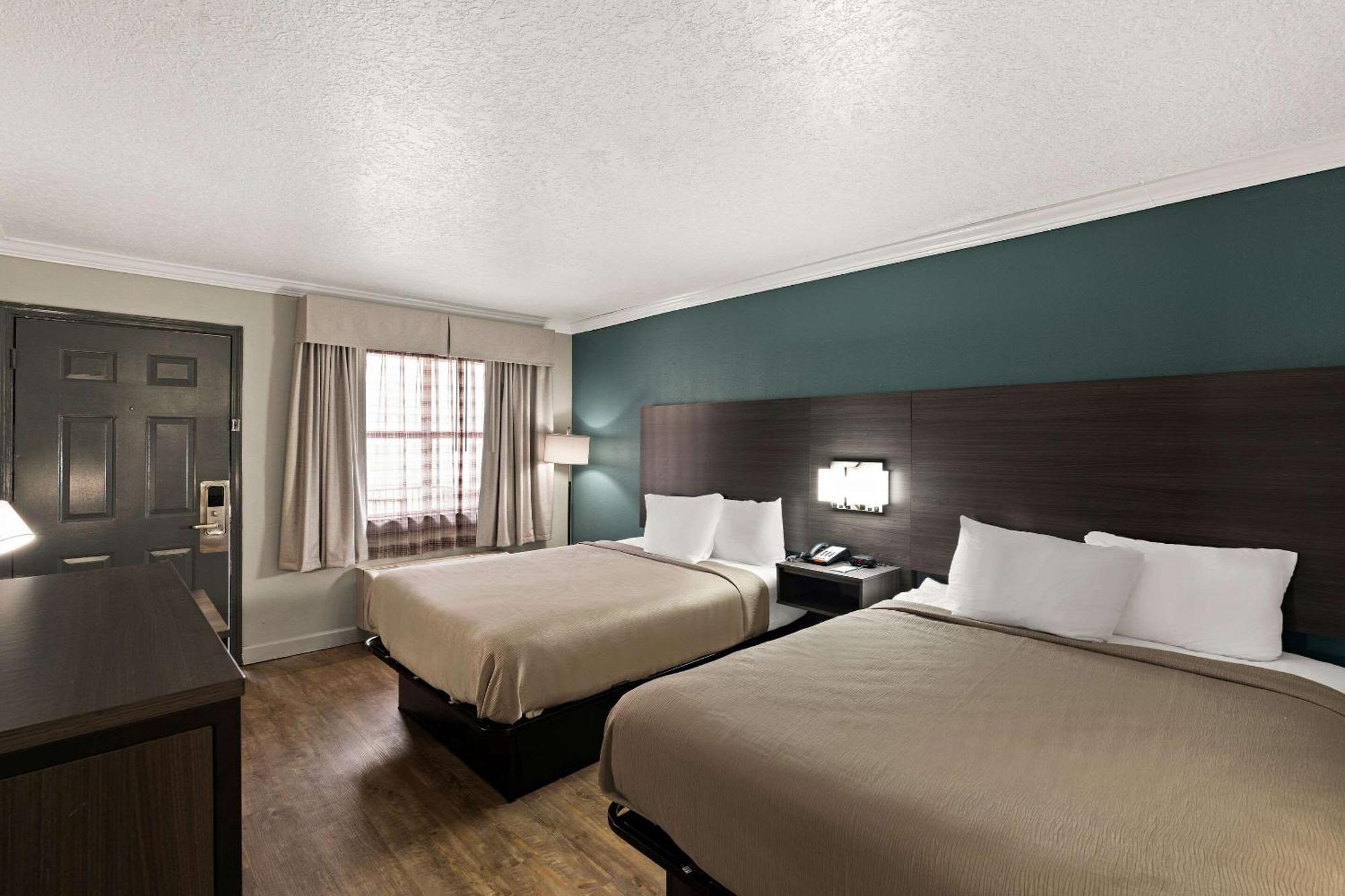 Quality Inn Ocean Springs Extérieur photo