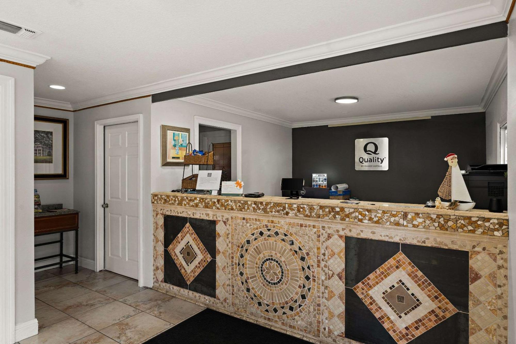 Quality Inn Ocean Springs Extérieur photo