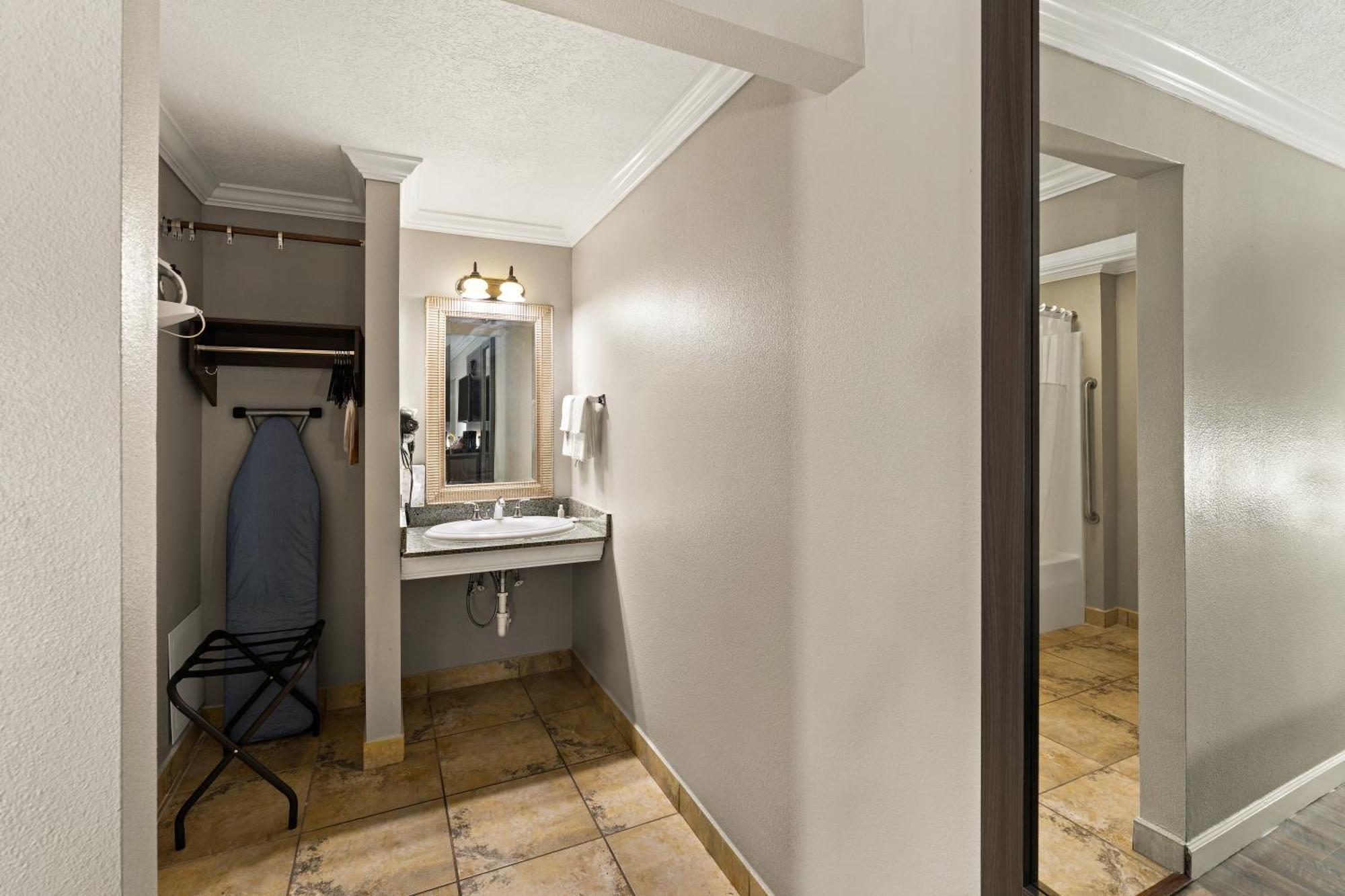 Quality Inn Ocean Springs Extérieur photo